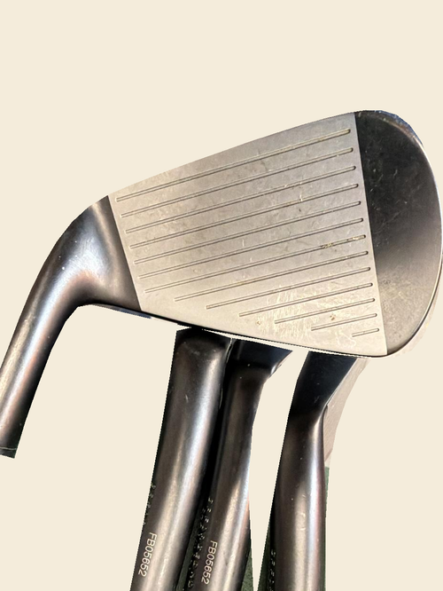 Mizuno JPX 925 Forged Black irons | 4-PW | Dynamic Gold MID Tour Issue 115 S400 - actual item photo 2